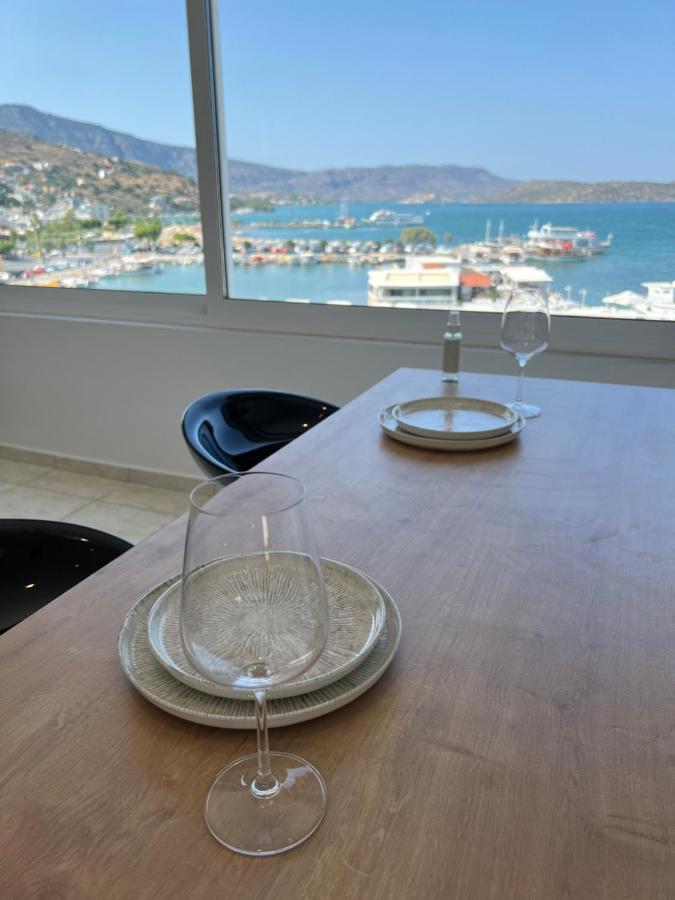 Port * Elounda (Crete)